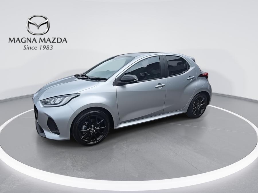 Mazda Mazda2 HYBRID Photo spincar-0aeefea678d38f4e356624b1487e706b1a2984e1.jpg