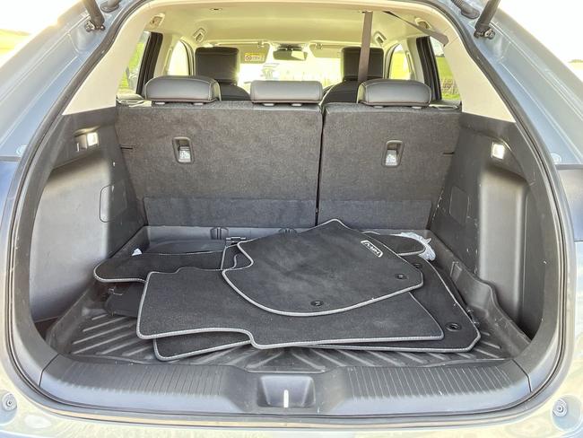 Honda HR-V Photo spincar-0b54ad9c27d07f2433d2c87ba7ba4d143757eb17.jpg