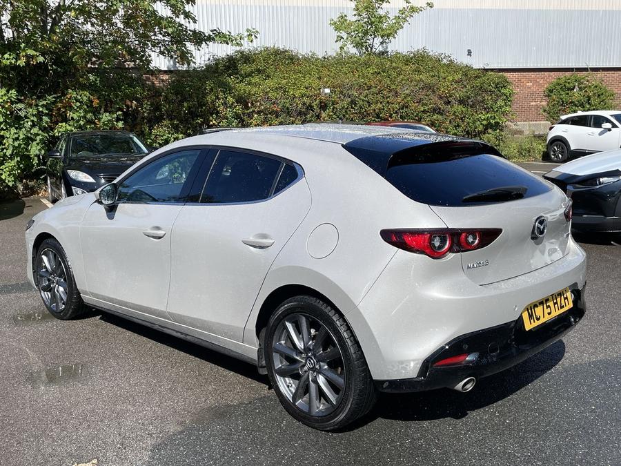 Mazda Mazda3 Photo spincar-0bb9779af76eff0e33b7c701132321452608e9c6.jpg