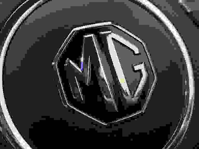 MG MG ZS Photo spincar-0c1c498876107dfb68d158833036dc3bcd6ebb04.jpg