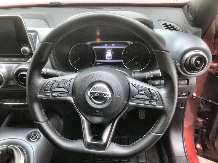 Nissan JUKE Photo spincar-0d0cd08bd9a04248edf4ac1482f69f15683c3824.jpg
