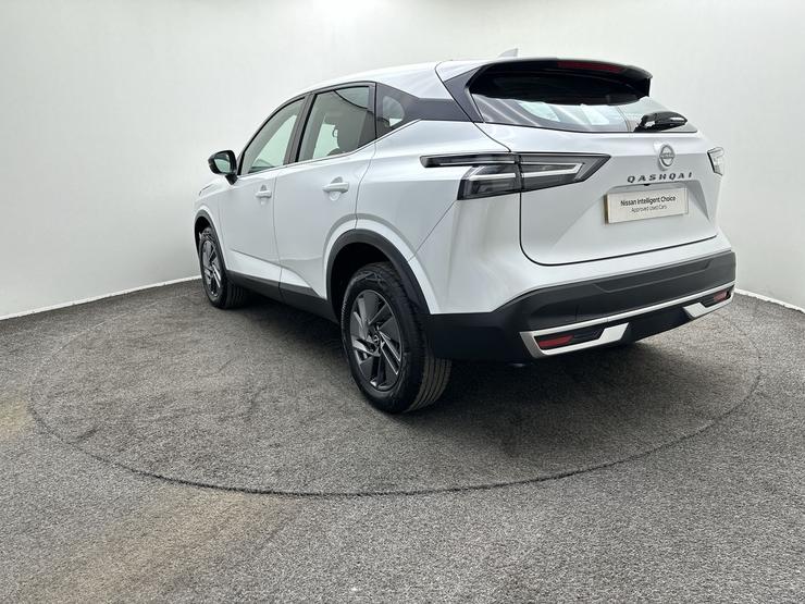 Nissan QASHQAI Photo spincar-0e6d26346f97cd1d3de1d97a35fb9e9505f026ba.jpg