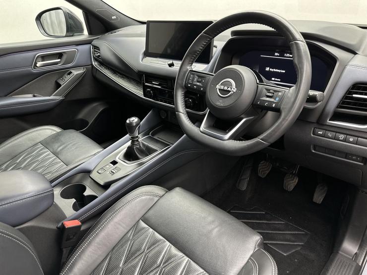 Nissan QASHQAI Photo spincar-0f1b977f63cf65918236a000236abbcd6ca1ab1b.jpg