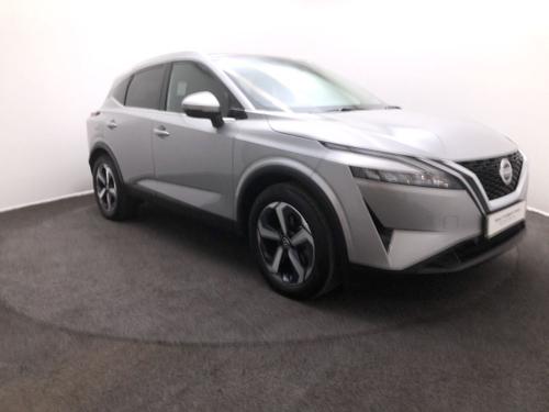 Nearly New 2023 (23) Nissan Qashqai 1.3 DiG-T MH N-Connecta