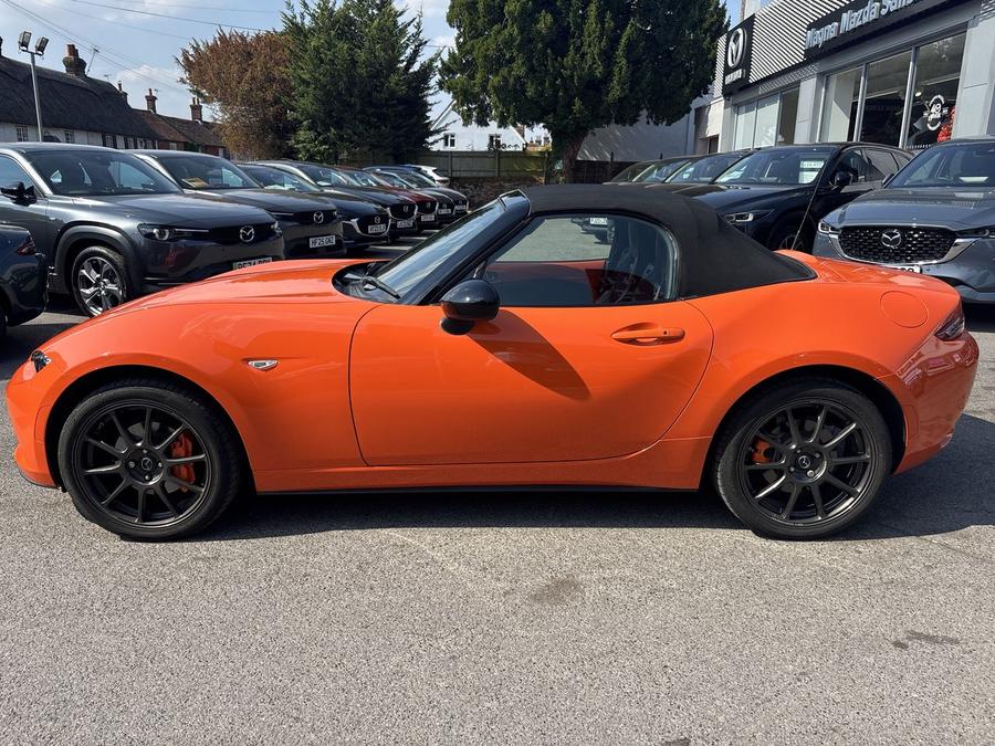 Mazda MX-5 Photo spincar-0f66bc49b4b874a7a0d0905497fb1c98d5808d4a.jpg