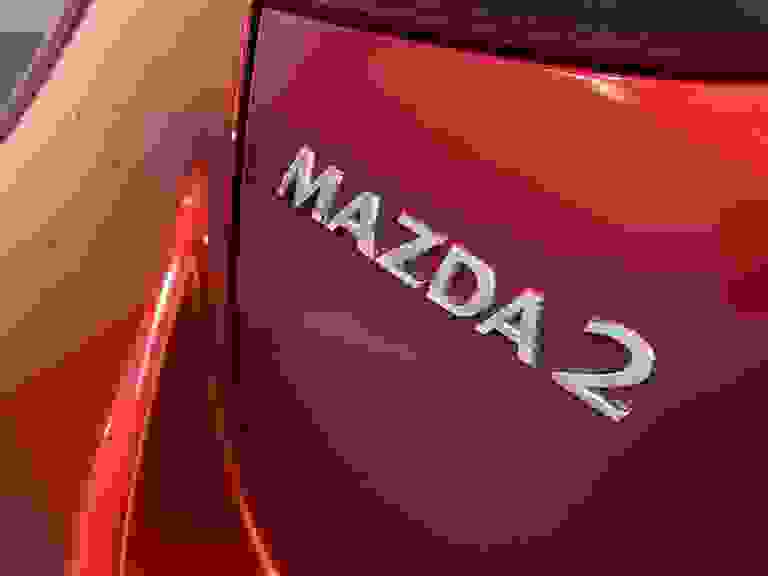 MAZDA 2 Photo spincar-0fe6753bc5b8c59be03fe69dfe3ae28b3d3a2a9f.jpg