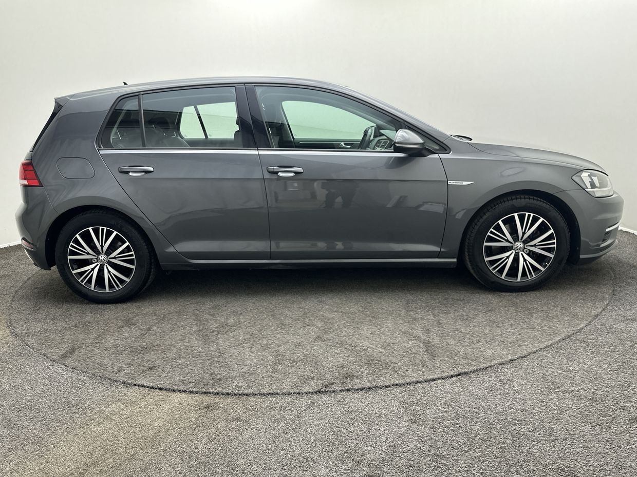 Volkswagen GOLF Photo 8