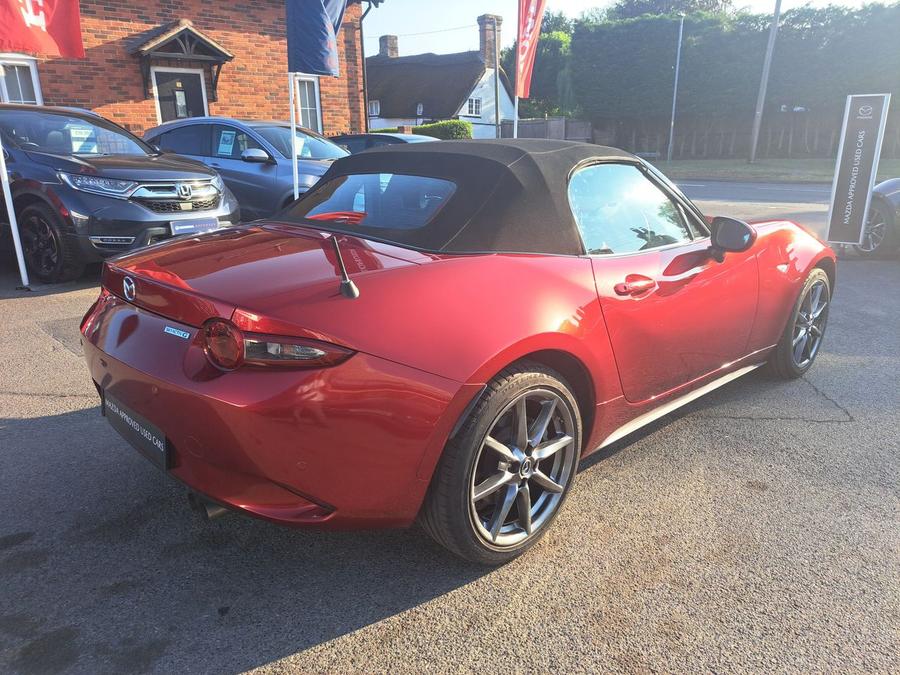 Mazda MX-5 Photo spincar-103aa874fe479b83b0620fcc845e81828c34f475.jpg