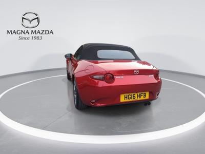 Mazda MX-5 Photo 7