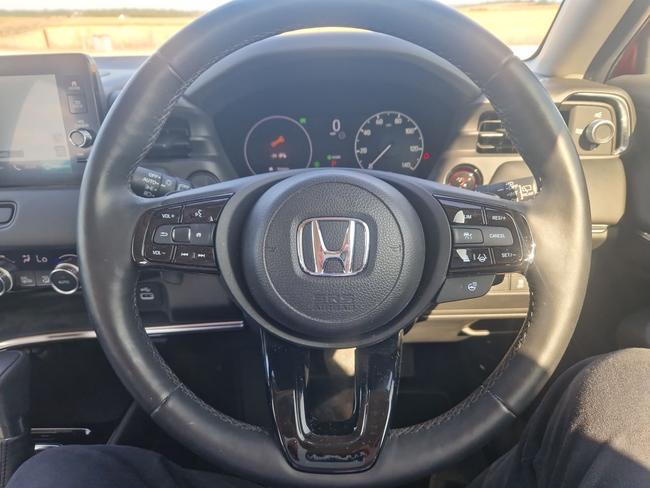 Honda HR-V Photo spincar-114117274e0bc8a345bf3b3afe4a8a1fb83d642b.jpg
