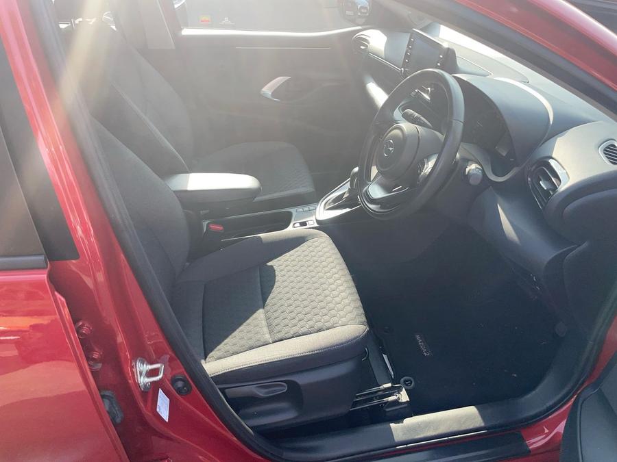 Mazda Mazda2 HYBRID Photo spincar-1172dee6fce7a9316a870f8aafbe618e36b3a587.jpg