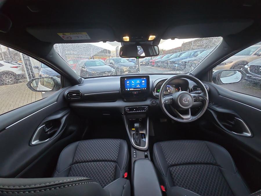 Mazda Mazda2 HYBRID Photo spincar-11fd29e007174986e6e6aa9860451ba63e2ba751.jpg