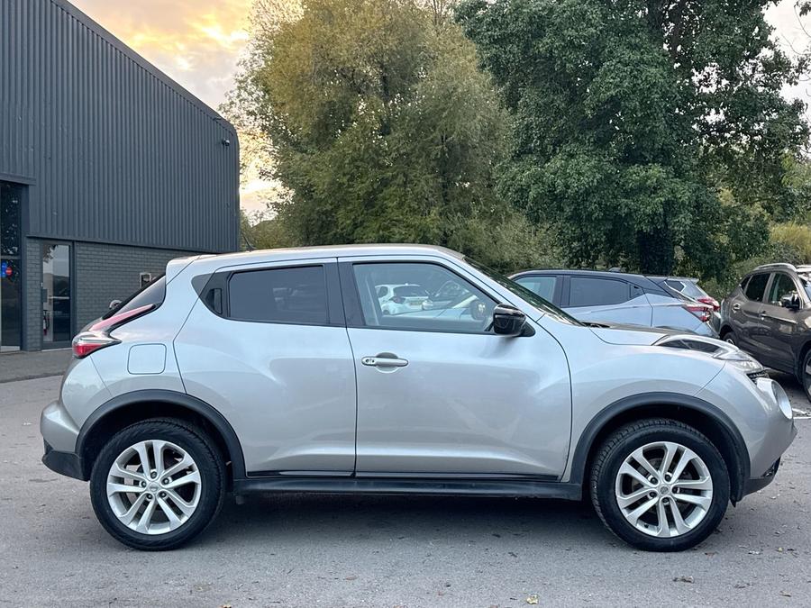 Nissan Juke Photo spincar-123391e14741e5e01e88977597e9b253f9550153.jpg