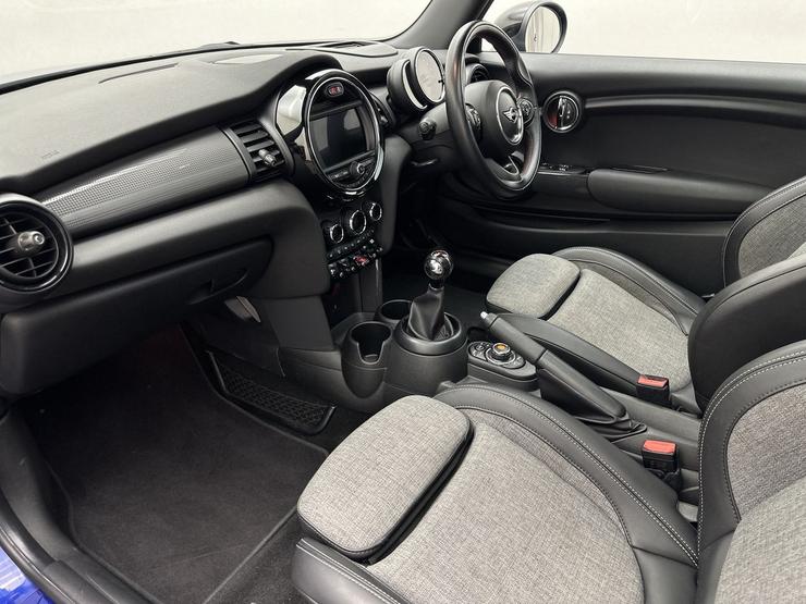 MINI Cooper Photo spincar-139a227b83f0c25d91e9d29cdb1eec8a3decb14c.jpg