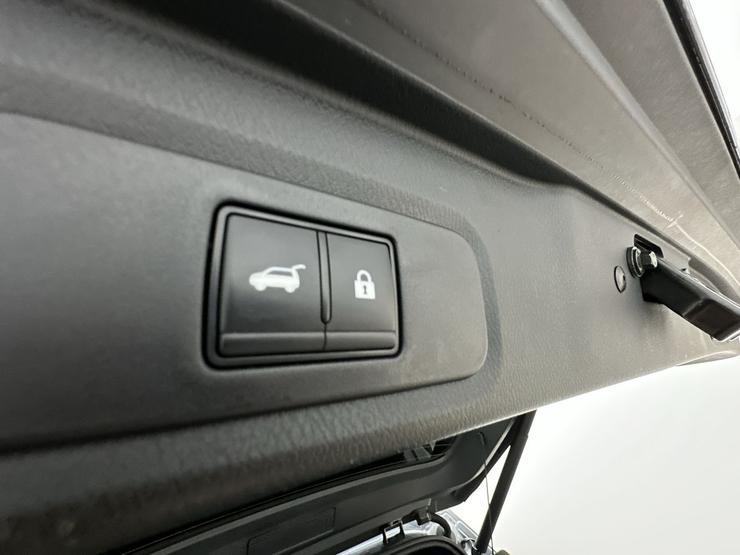 Nissan QASHQAI Photo spincar-13a8edcf4904b128e4672ed27520f49978cc2dd4.jpg