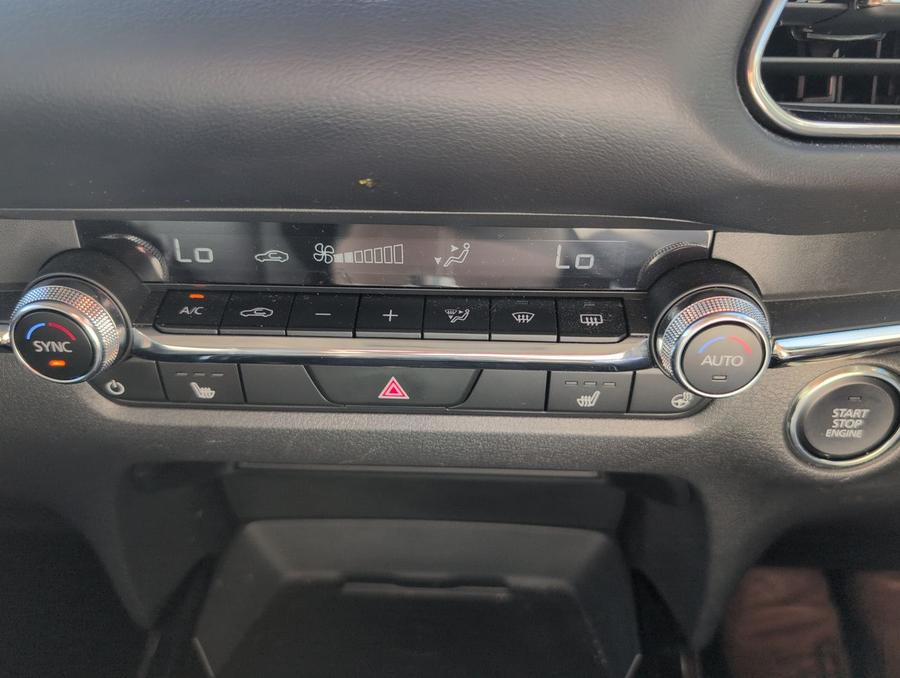 Mazda CX-30 Photo spincar-1426a2cb6f386284919a02bb306403df3fdb5df5.jpg