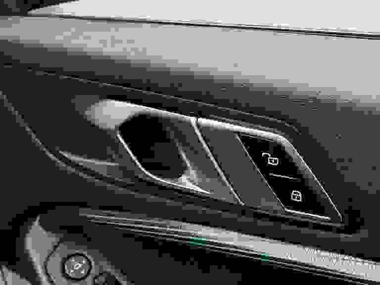 BMW 1 SERIES Photo spincar-149ff43e4e9d242002707bb5cbefa103fa2adfa8.jpg