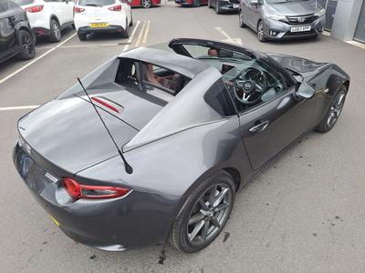 Mazda MX-5 RF Photo 24