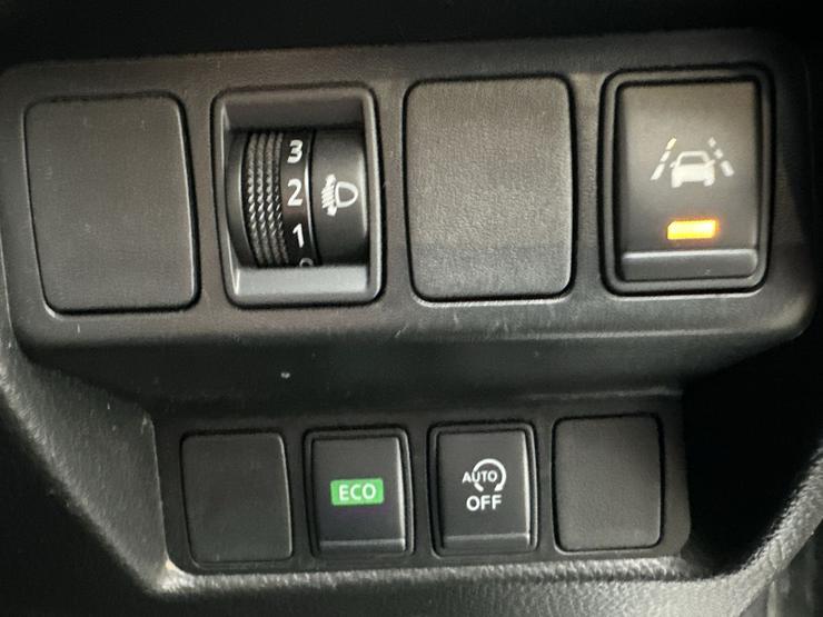 Nissan QASHQAI Photo spincar-1523a80f2c2841a4ba6769096d5e8f834ba5d8ea.jpg