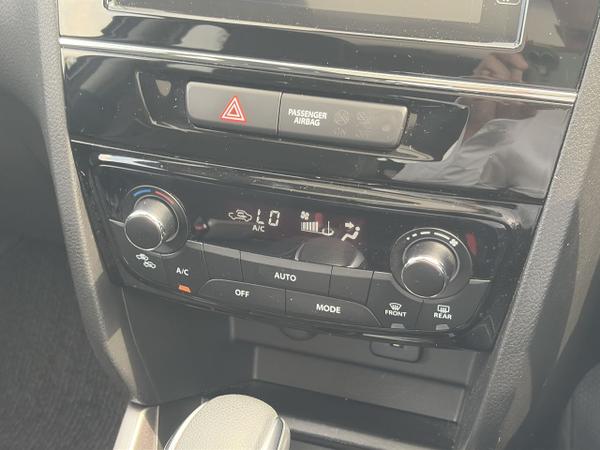 Suzuki Vitara Photo 30