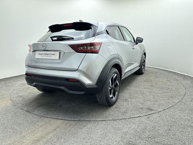 Nissan Juke Photo spincar-1670de5bda42f0f138dbd1d41adcd88849e05fec.jpg