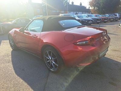 Mazda MX-5 Photo 15