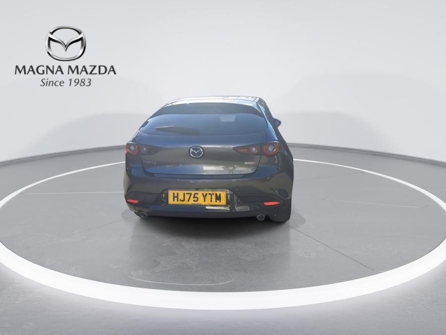 Mazda Mazda3 Photo spincar-16fd29ae451c28e03e3a989da0ebe731bb182b34.jpg