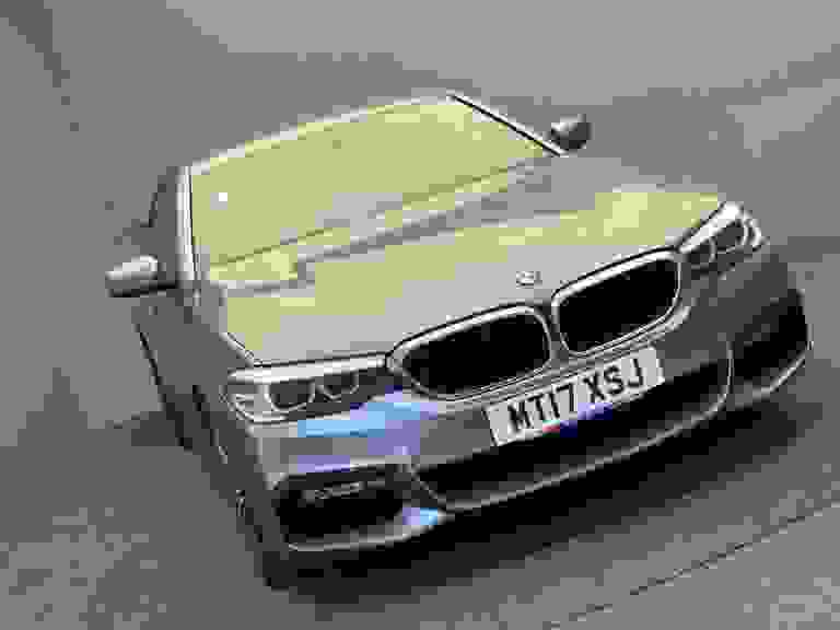 BMW 5 SERIES Photo spincar-175dd1dcc837c1849aaee8a2c4c60551dbea23be.jpg