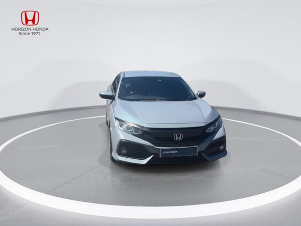 Honda Civic Photo 8