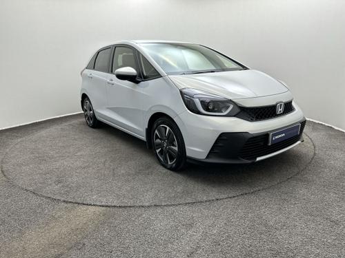 Used 2024 Honda JAZZ 1.5 i-MMD Hybrid Advance 5dr eCVT White at Aylesbury Motor Group