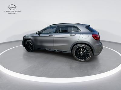 Mercedes-Benz GLA Photo 6