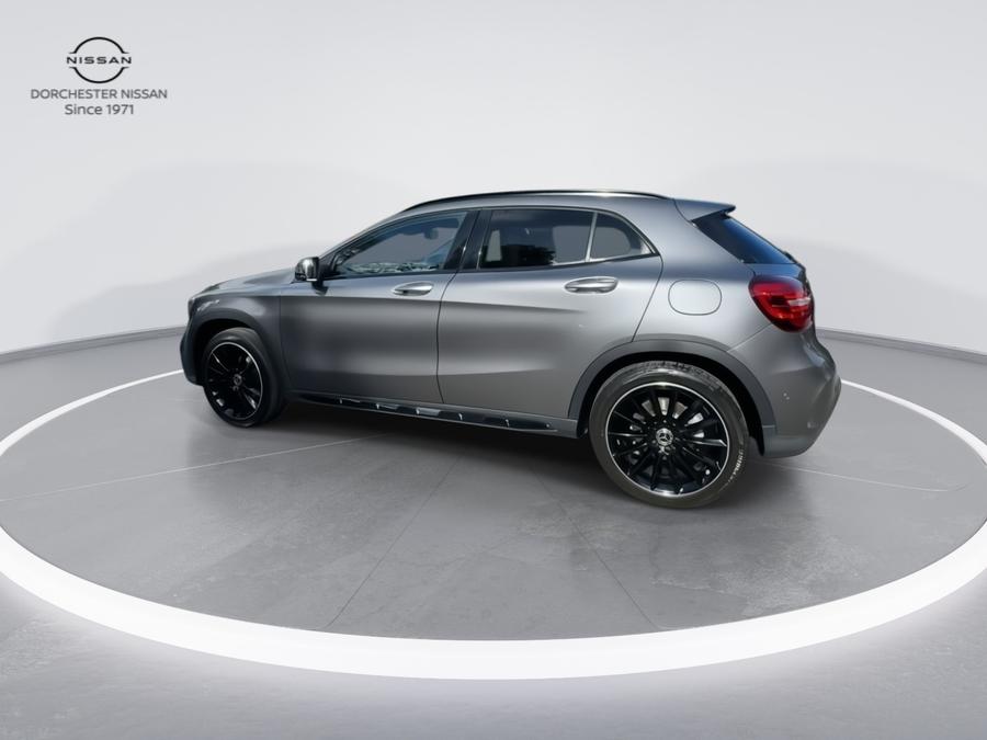 Mercedes-Benz GLA Photo spincar-18778f366dd33adbd27217a15edfd44525f6f404.jpg