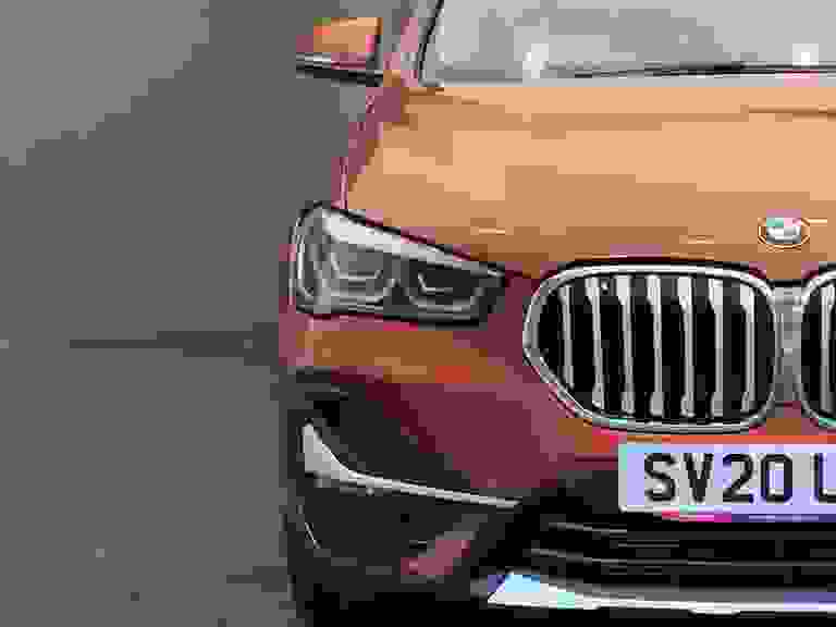 BMW X1 Photo spincar-18af45f34787afbd76fddc113b91657174b0736d.jpg