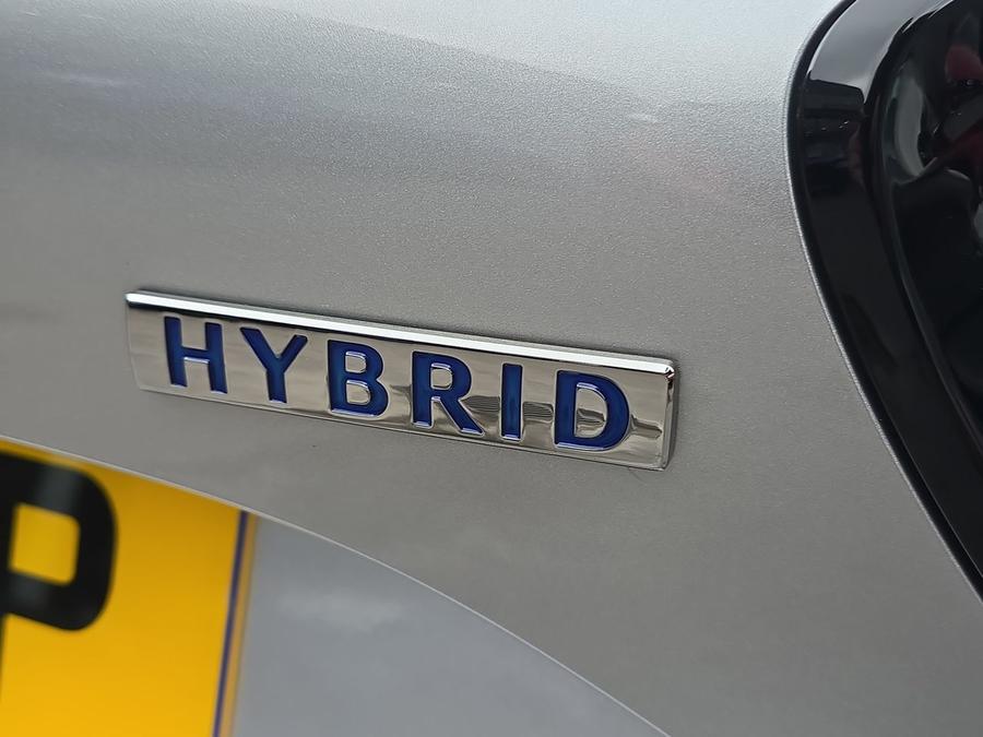 Mazda Mazda2 HYBRID Photo spincar-18c1c00f92333d5b5c4faae1e12c16a97d24e476.jpg