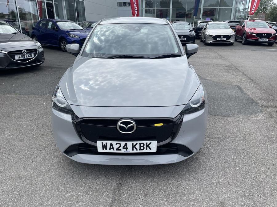 Mazda Mazda2 Photo spincar-192a39c65a7d80c2aab3435e2e800ba706473a68.jpg