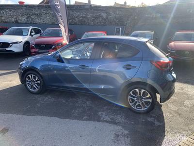 Mazda Mazda2 Photo 16