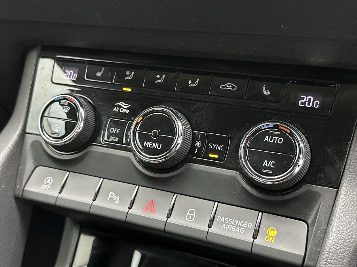 Skoda KAROQ Photo 13