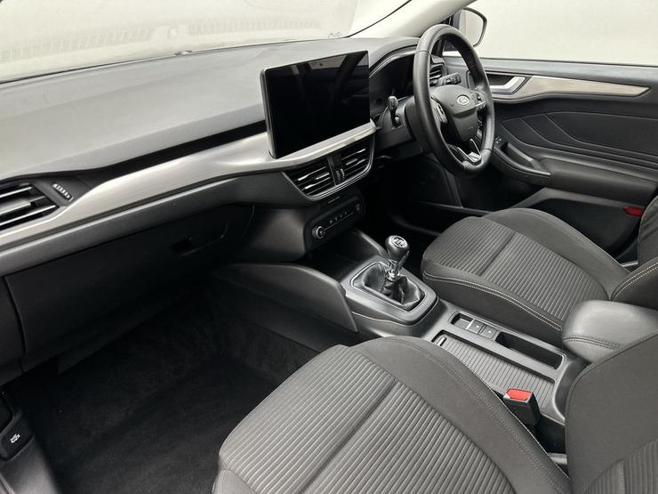 Ford Focus Photo spincar-19cc7c5735c777fb35908fc48366bd94313df3f3.jpg