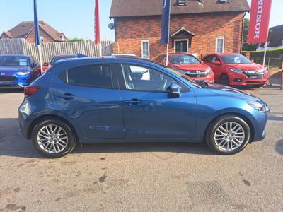 Mazda Mazda2 Photo 12
