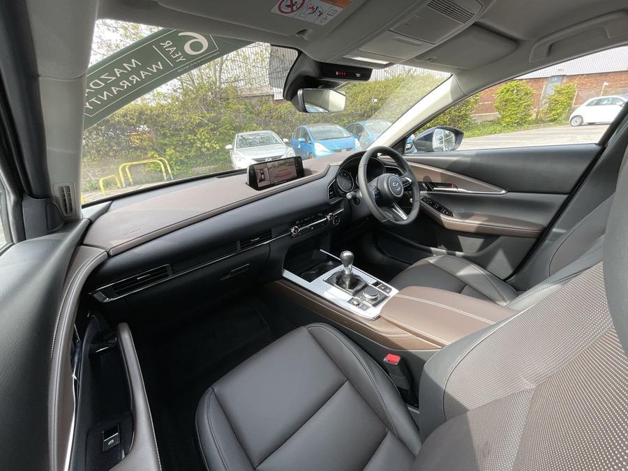 Mazda CX-30 Photo spincar-1a5714f1f2da24dd2bebf7ef3eb9004d8fc76c80.jpg