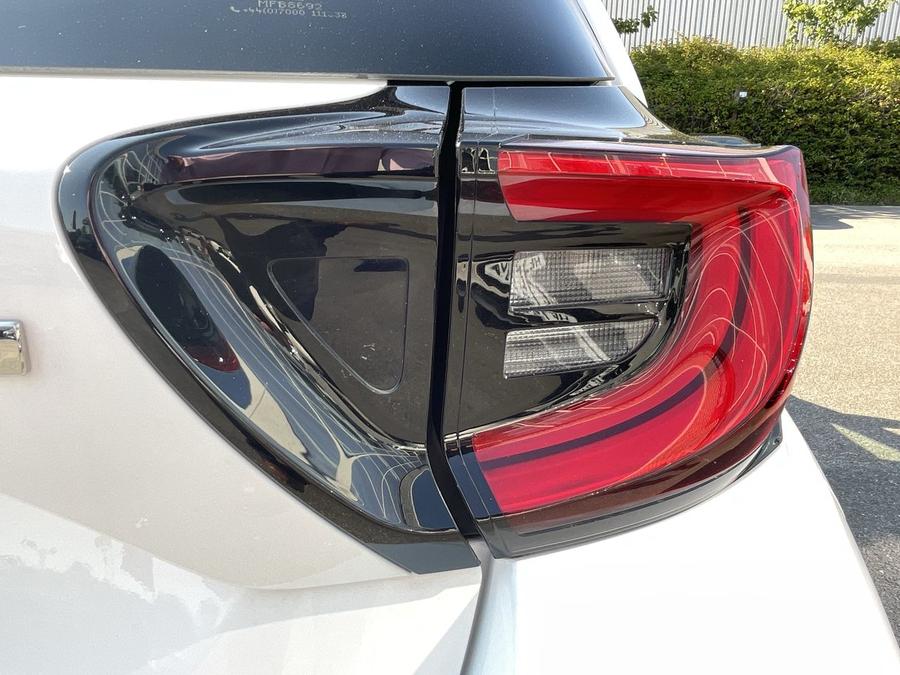 Mazda Mazda2 HYBRID Photo spincar-1a822beb84e67de90da6e249dadd9ef1ee647fa2.jpg