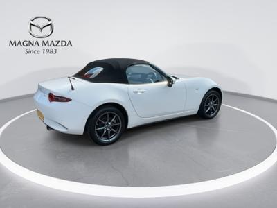 Mazda MX-5 Photo 9