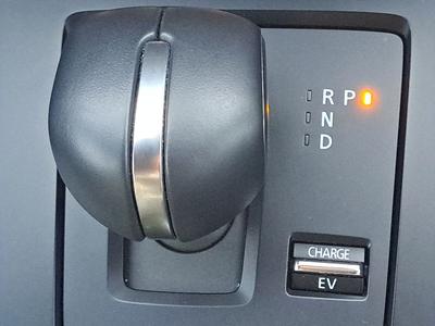 Mazda MX-30 Photo 30