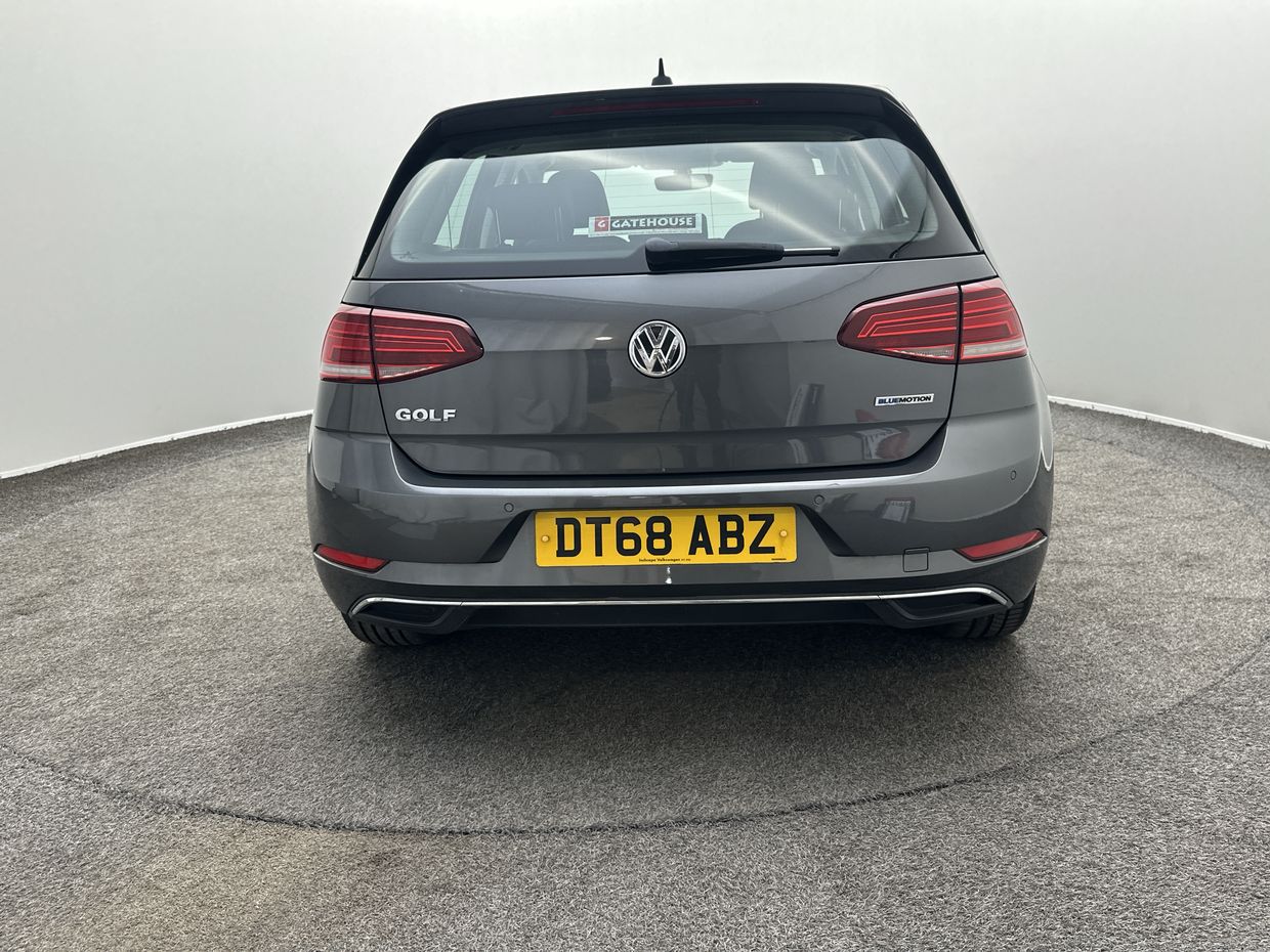 Volkswagen GOLF Photo 6