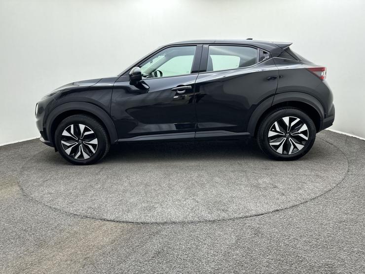 Nissan JUKE Photo spincar-1d2e35f7188a8391b7def9f8bbd84c015b9568ae.jpg