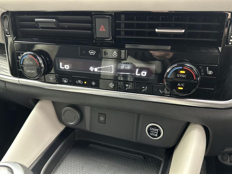 Nissan QASHQAI Photo spincar-1d958c9d44902005e66148e67b9b912d4416f69f.jpg