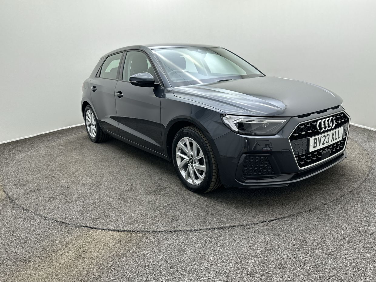 Audi A1 Photo 0