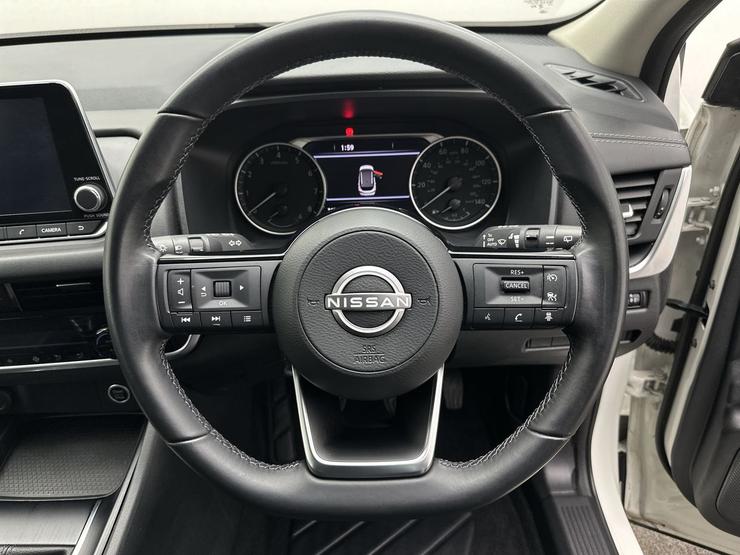 Nissan QASHQAI Photo spincar-1e7bca07ae079d4a6d7ce240f63c993ff0502ad5.jpg
