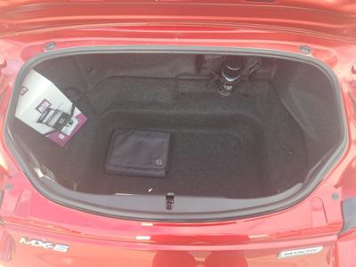 Mazda MX-5 Photo 21