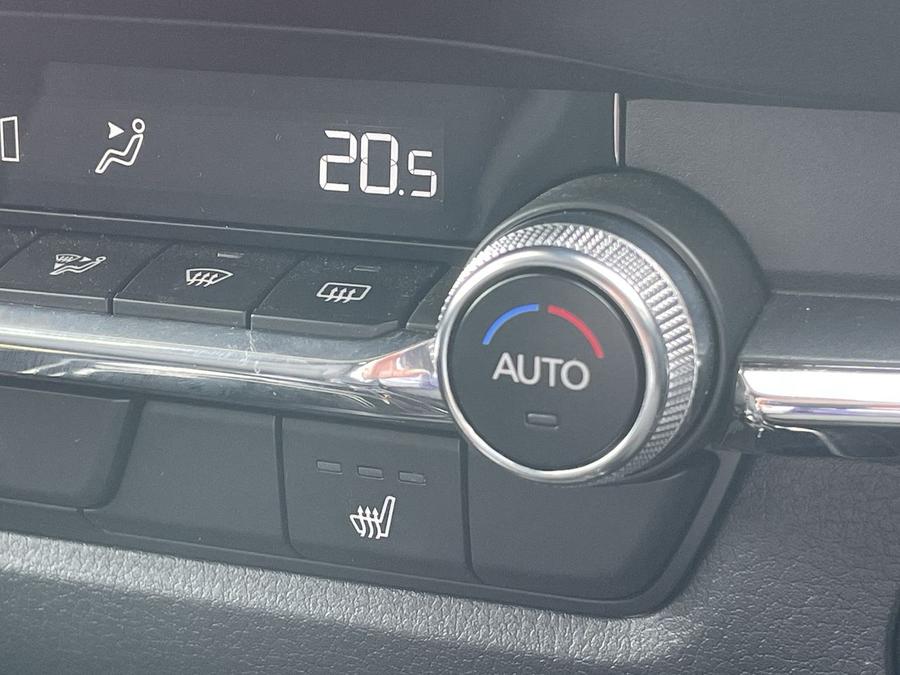 Mazda CX-30 Photo spincar-1f0108d701791fdfdced8d70abc280b2b8f8ac66.jpg